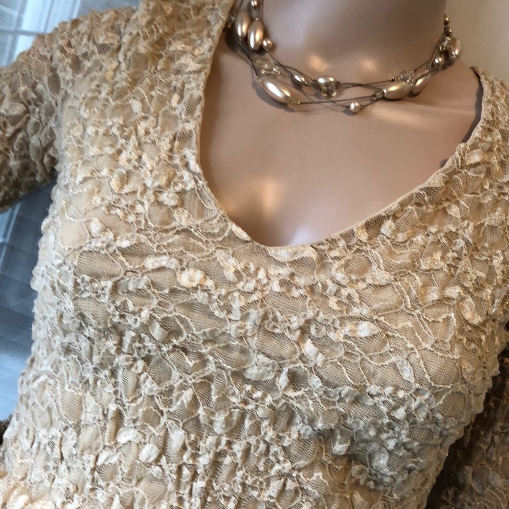 INC Pretty lacy stretchy pale yellow top - Picture 2 of 7